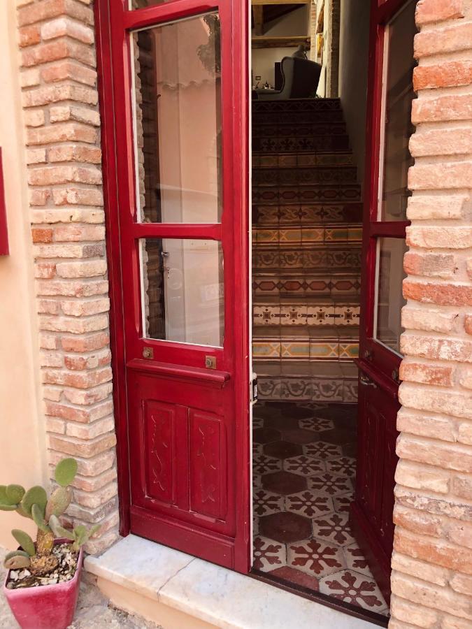 Su Zampillu Boutique Rooms تويلادا المظهر الخارجي الصورة